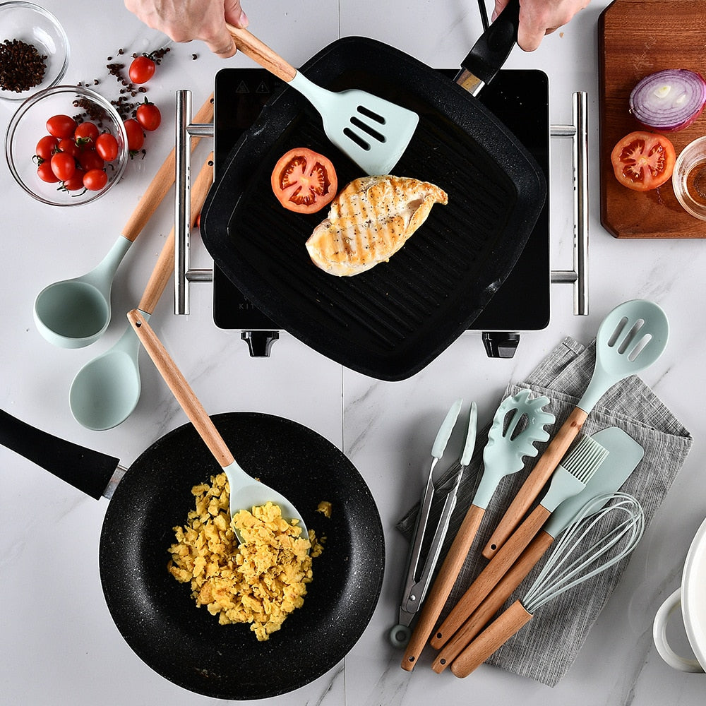 Pampered Chef Grilling Tool Set
